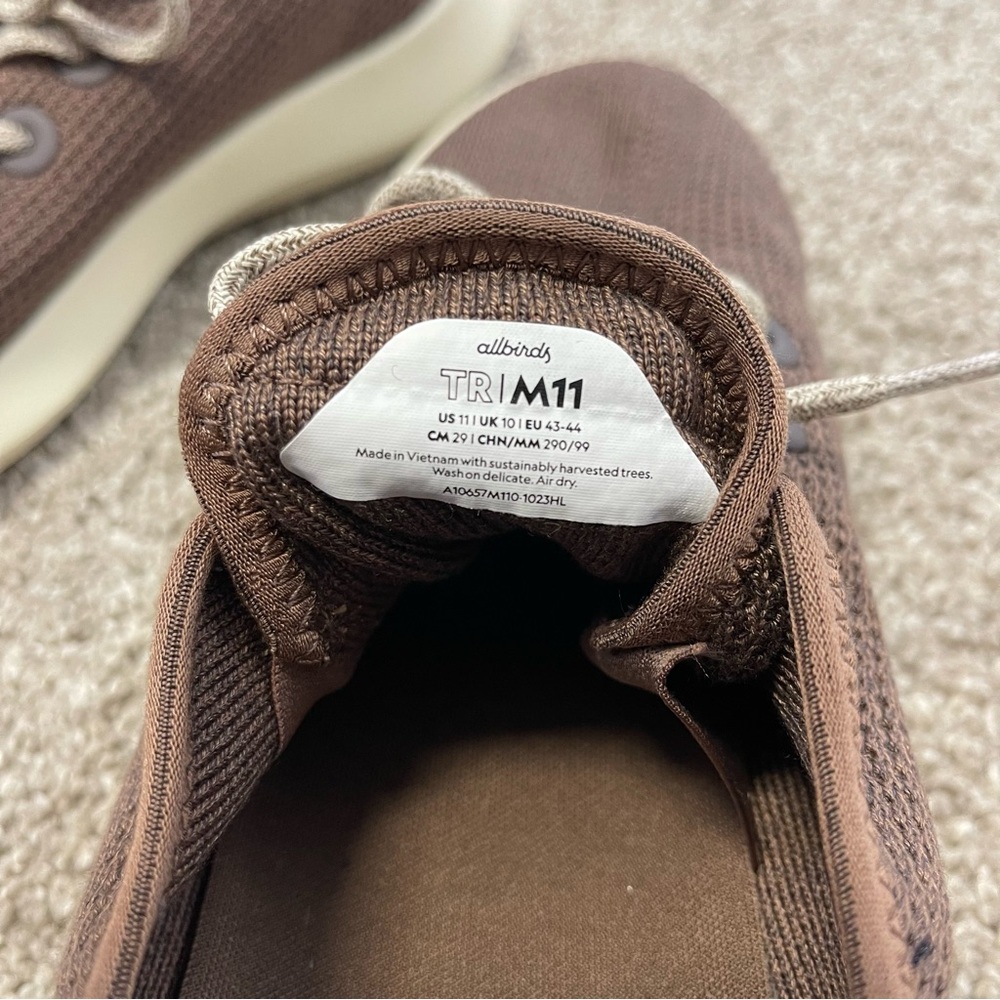 Allbirds Men’s Sneakers - Picture 8 of 8